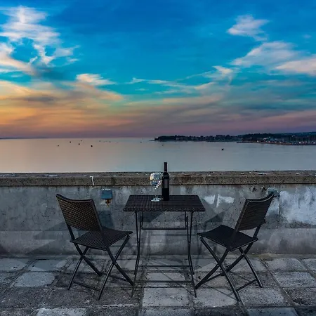 Veduta Apartment *